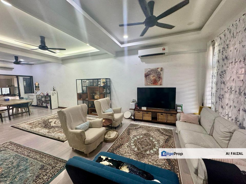 CHEAPEST RENOVATED & EXTENDED NICE UNIT Double Storey Terrace House  ALAM SARI, BANGI, Selangor, Bangi