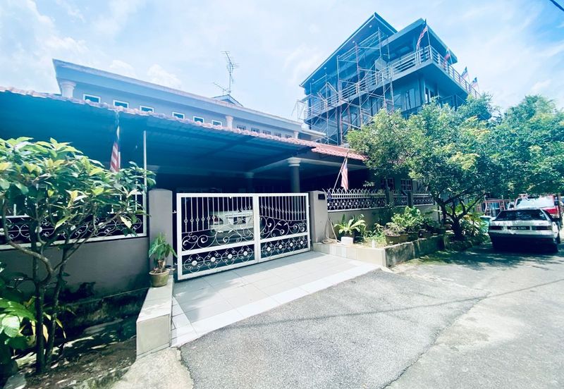 Corner -2 Storey, Bandar Tasik Selatan, Kuala Lumpur