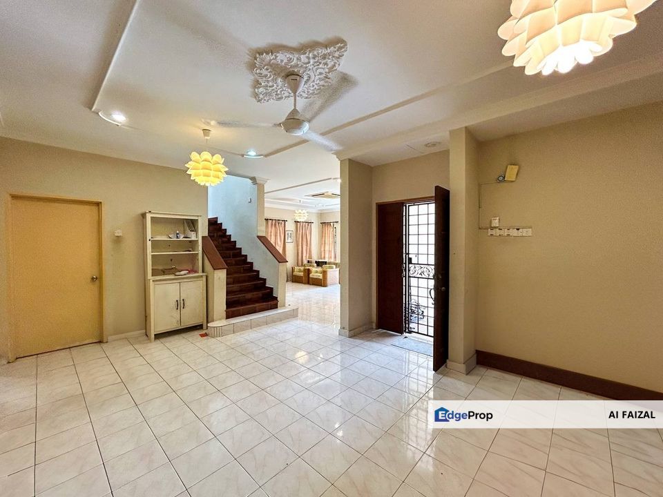 Double Storey Bungalow Suadamai Bandar Tun Hussein Onn, Selangor, Cheras