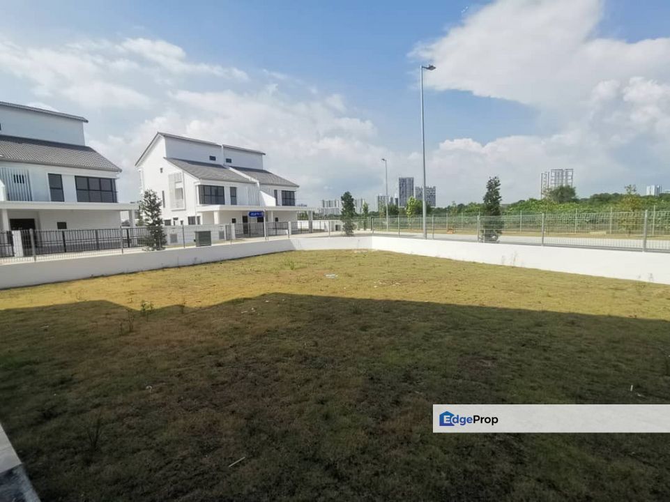 Corner Lot Superlink Sejati Lakeside, Selangor, Cyberjaya