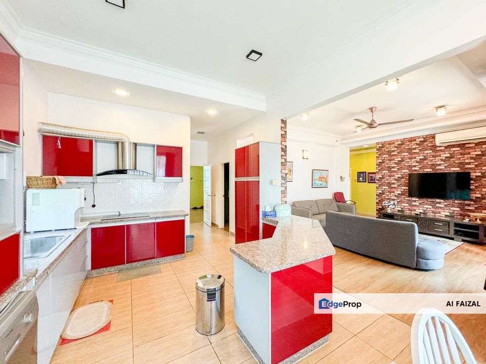 English Style Bungalow with Swimming Pool @ Seksyen 7 Shah Alam (Jalan Firus), Selangor, Shah Alam