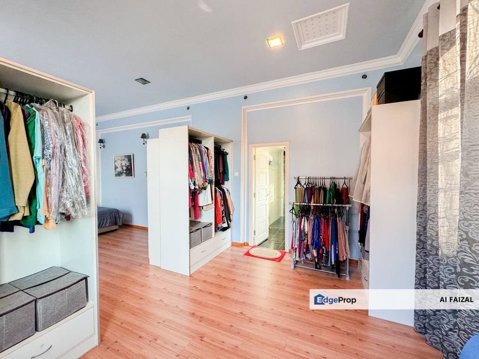 English Style Bungalow with Swimming Pool @ Seksyen 7 Shah Alam (Jalan Firus), Selangor, Shah Alam