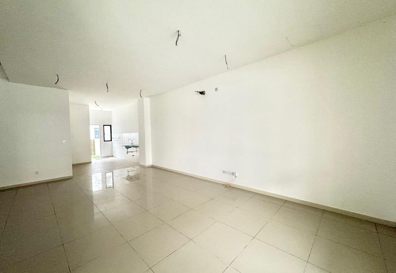 Setia Warisan Tropika (Belladonna)