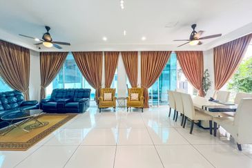 Renovated Semi-D Elymus Resort Homes, Bandar Sri Sendayan, Seremban.