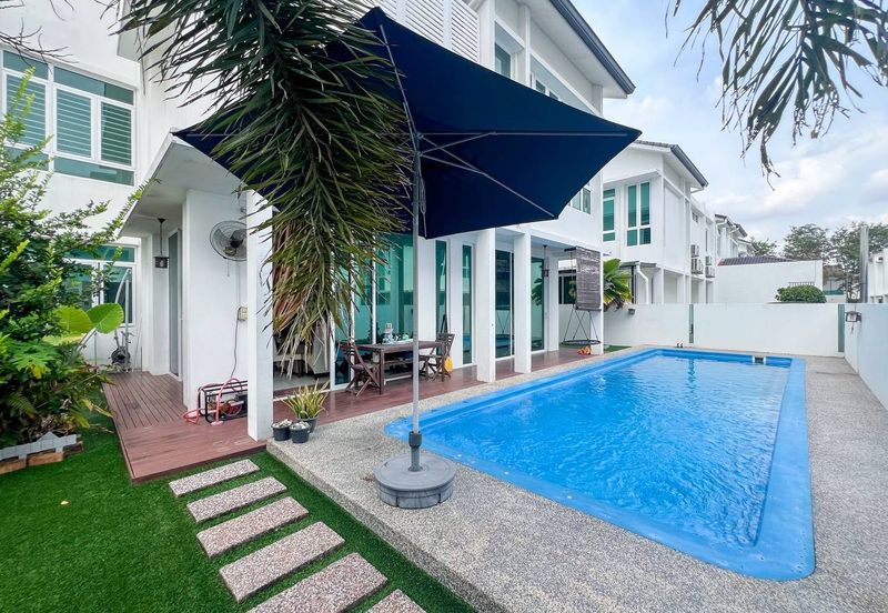 Renovated Semi-D Elymus Resort Homes, Bandar Sri Sendayan, Seremban.