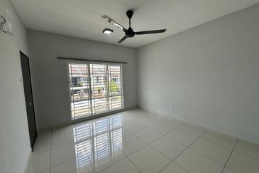 Double Storey Terrace Taman Ruby