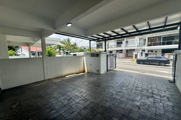 Double Storey Terrace Taman Ruby