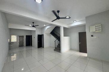 Double Storey Terrace Taman Ruby