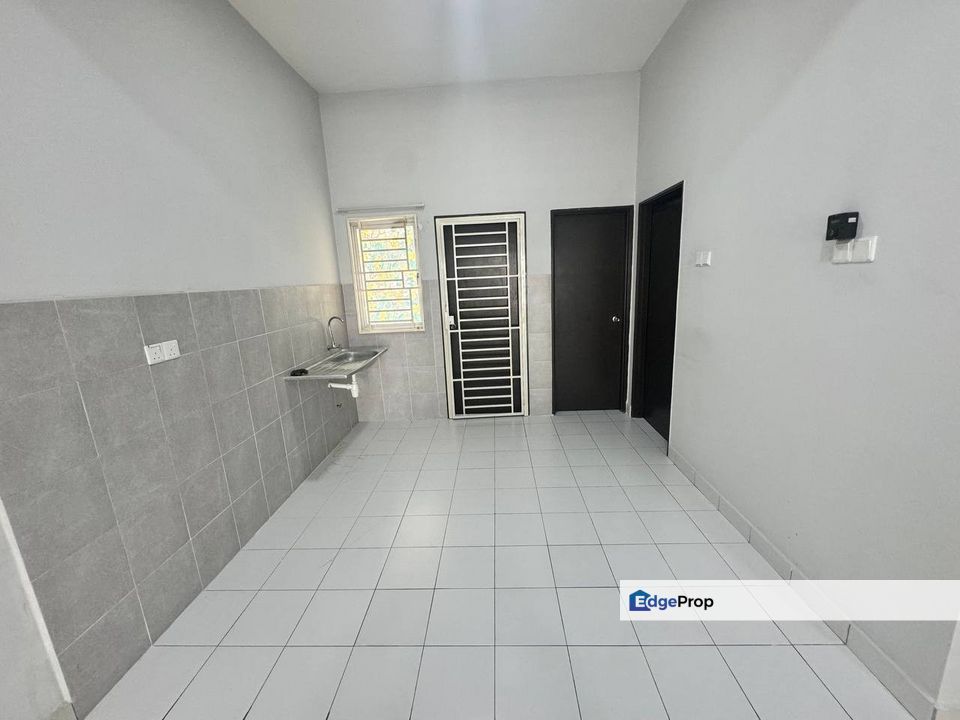 Double Storey Terrace Taman Ruby, Selangor, Dengkil