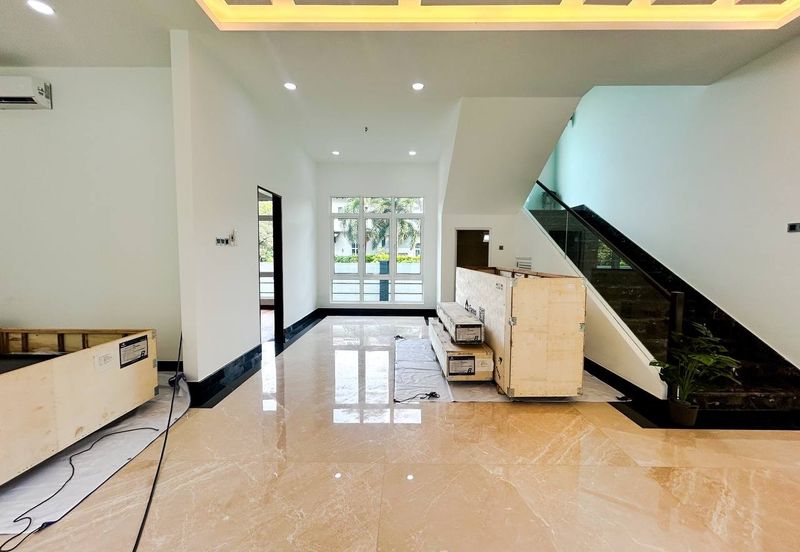 3 Storey Semi Bungalow @ Equine Park Seri Kembangan