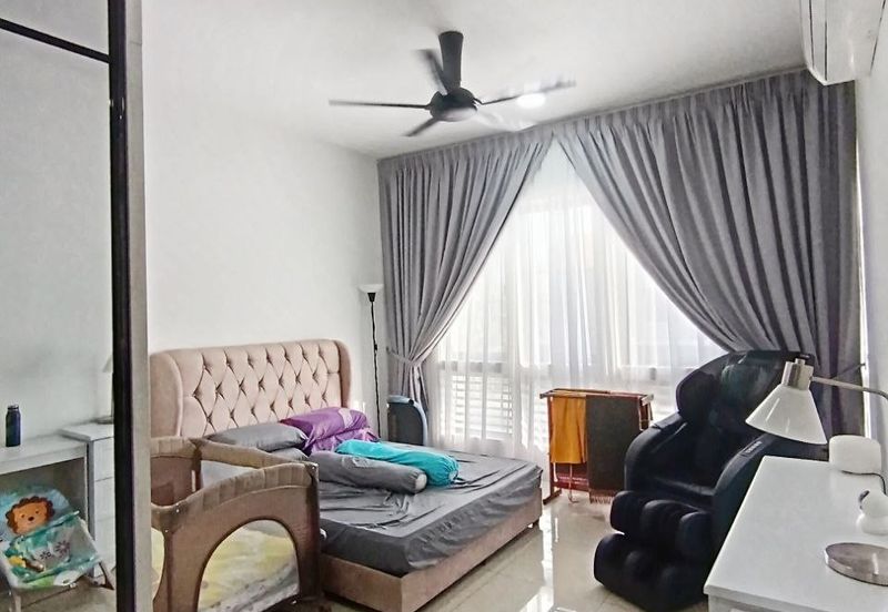 Setia Warisan Tropika (Belladonna)