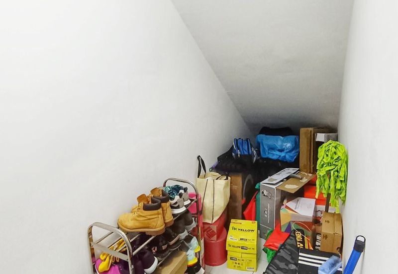 Setia Warisan Tropika (Belladonna)