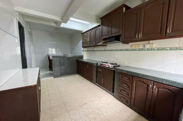 Renovated Seksyen 15 BB Bangi