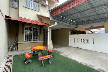 Renovated Seksyen 15 BB Bangi