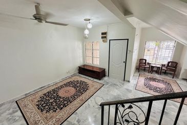 Renovated Seksyen 15 BB Bangi