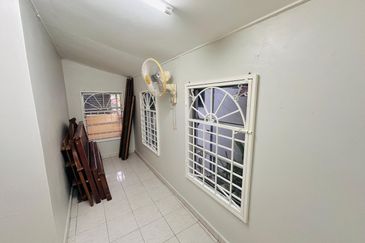 Renovated Seksyen 15 BB Bangi