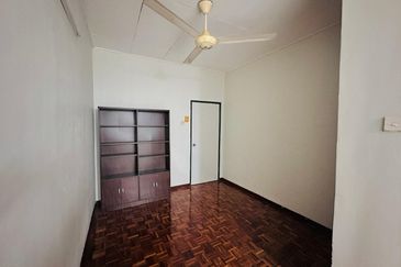 Renovated Seksyen 15 BB Bangi