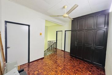 Renovated Seksyen 15 BB Bangi