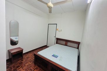 Renovated Seksyen 15 BB Bangi