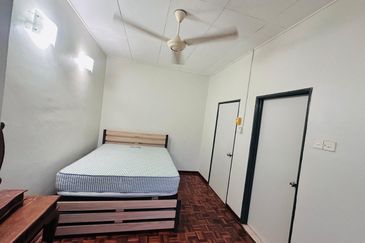 Renovated Seksyen 15 BB Bangi