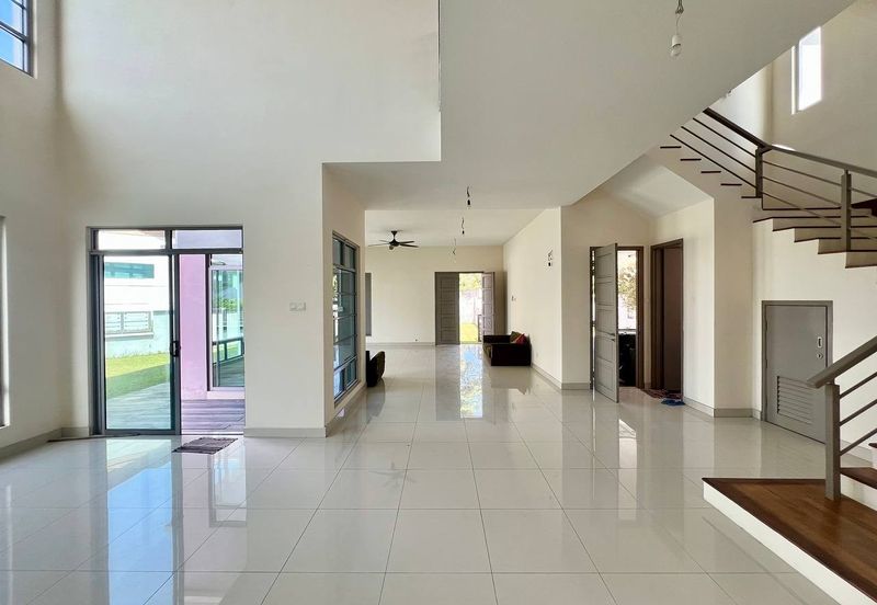 Private Pool 2.5 Storey Villa@ Bungalow Safira Saujana Impian Kajang