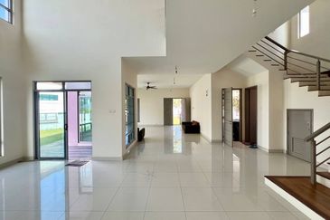 Private Pool 2.5 Storey Villa@ Bungalow Safira Saujana Impian Kajang