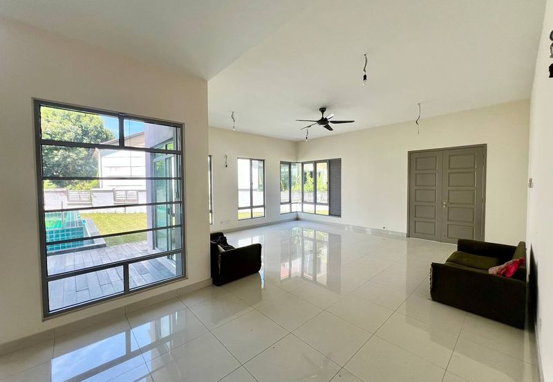 Private Pool 2.5 Storey Villa@ Bungalow Safira Saujana Impian Kajang