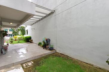 Bungalow Danau Mutiara Presint 16