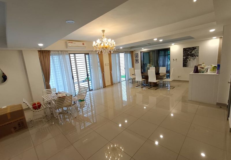 Bungalow Danau Mutiara Presint 16