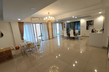 Bungalow Danau Mutiara Presint 16