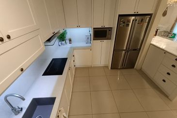 Bungalow Danau Mutiara Presint 16