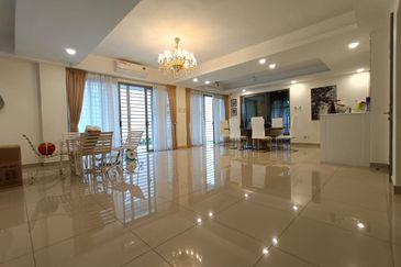 Bungalow Danau Mutiara Presint 16