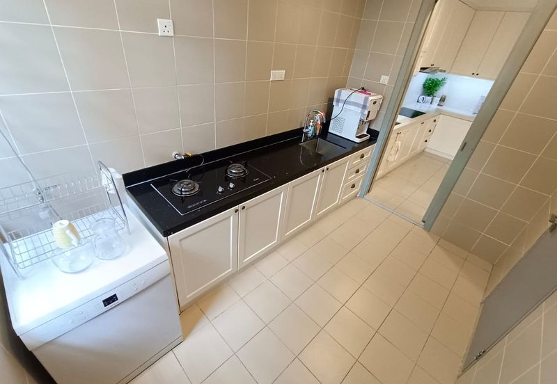 Bungalow Danau Mutiara Presint 16