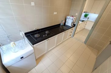 Bungalow Danau Mutiara Presint 16