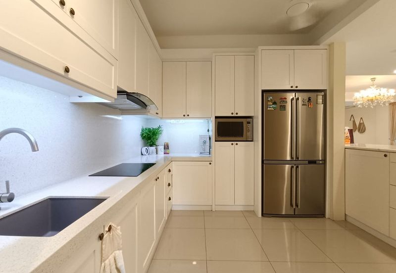 Bungalow Danau Mutiara Presint 16