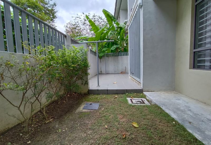 Bungalow Danau Mutiara Presint 16