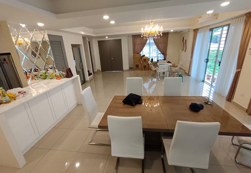 Bungalow Danau Mutiara Presint 16