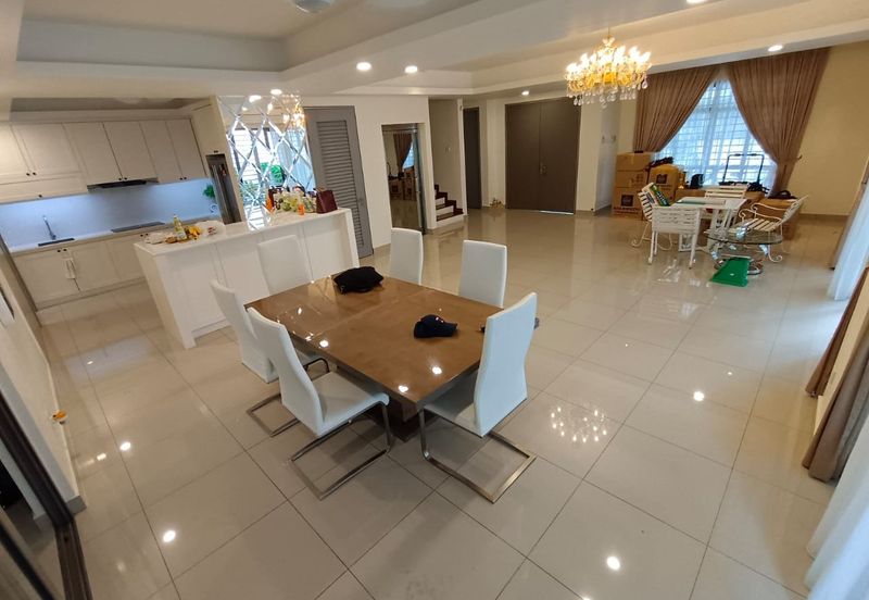 Bungalow Danau Mutiara Presint 16