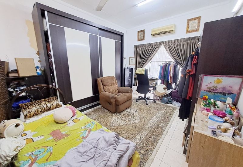 Below Bank Value  2 Storey Terrace Bukit Jelutong Shah Alam