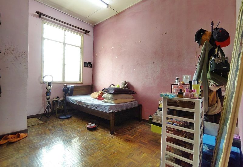 Double Storey PUJ 6 Puncak Jalil Seri Kembangan Selangor