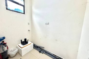 3 Storey Superlink Terrace House Ukay Tropika Ampanh