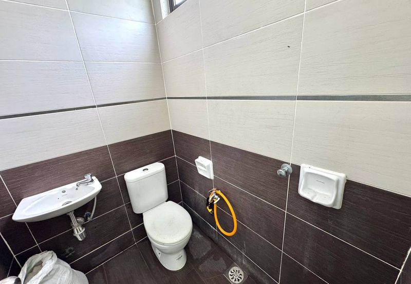 3 Storey Superlink Terrace House Ukay Tropika Ampanh