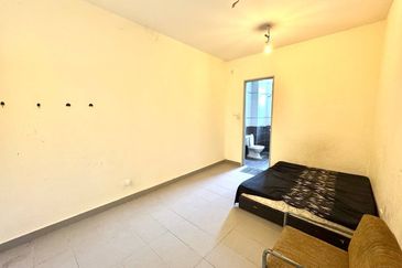 3 Storey Superlink Terrace House Ukay Tropika Ampanh