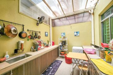 Cheapest Unit 2 Storey Terrace Cluster D Alpinia Bandar 16 Sierra Puchong