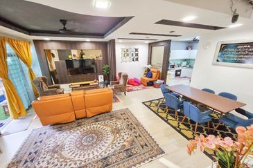 Cheapest Unit 2 Storey Terrace Cluster D Alpinia Bandar 16 Sierra Puchong