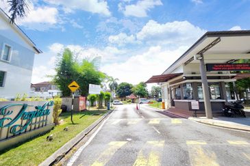 Cheapest Unit 2 Storey Terrace Cluster D Alpinia Bandar 16 Sierra Puchong