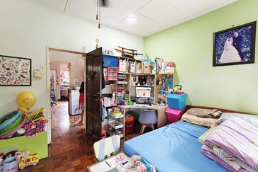 Corner Lot Double Storey Anggerik Doritis Kota Kemuning