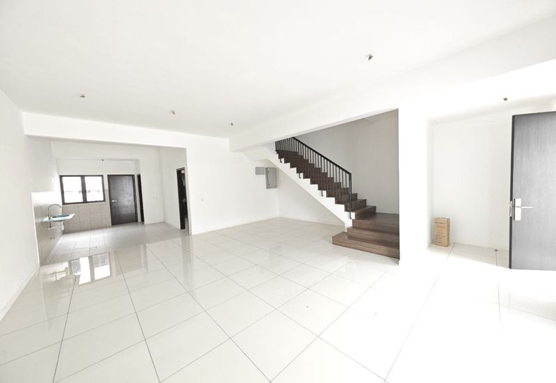 Below Market Double Storey Anisa Serenia City Kota Warisan Sepang