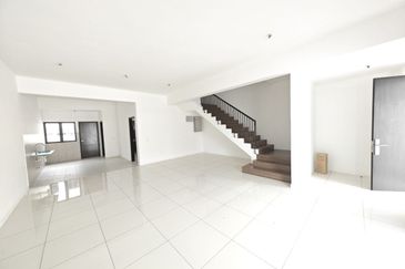 Below Market Double Storey Anisa Serenia City Kota Warisan Sepang