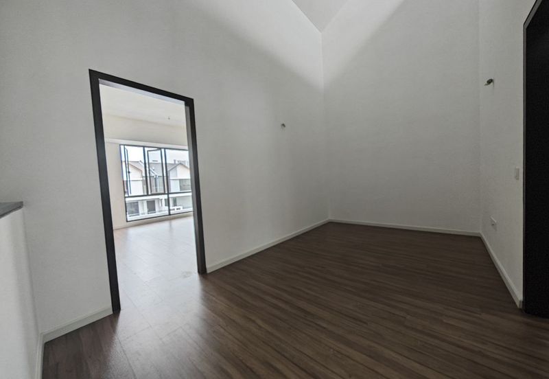 Below Market Double Storey Anisa Serenia City Kota Warisan Sepang